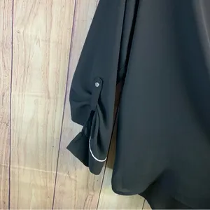 Apt. 9 Elegant Black Blouse with White Accents thumbnail 2