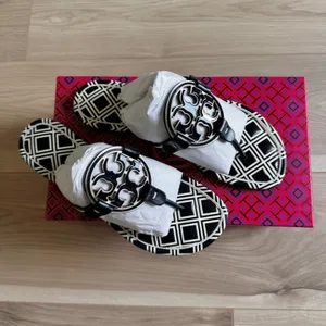 Miller Metal Sandals Navy 8.5 thumbnail 6