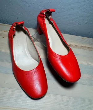 Everlane The Day Heel Italian Leather Red size 6 thumbnail 1