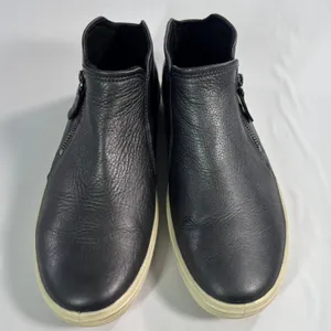 ECCO Soft‎ 7 Tred Women's Bootie Sneakers 40 US 9 Black Leather Side Zip Shoes thumbnail 2