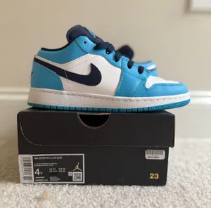 Air Jordan 1 Low thumbnail 1