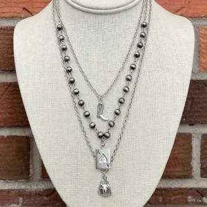 Ace of Spades Necklace Set with Spaced Navajo Style Pearls thumbnail 1