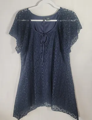 Boho Crochet Lace Open Knit Tunic Top Sz L Navy Blue Sharkbite Hem Cottagecore thumbnail 1