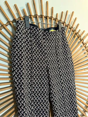 Anthropologie Maeve Margot Kick Flare Pull On Pants Stretch Patterned Workwear thumbnail 8