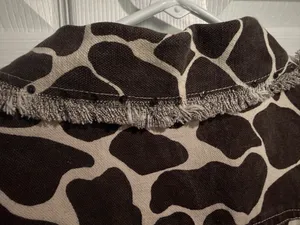 Step n Style Women’s Brown & Cream Giraffe-Print Jeweled Jean Jacket. Size M thumbnail 3
