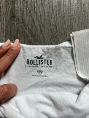 NWOT Hollister Tank Top thumbnail 3