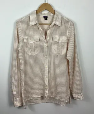 Patagonia Lightweight A/C Buttondown Shirt Size Medium thumbnail 1