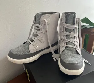 Sorel Boots thumbnail 1