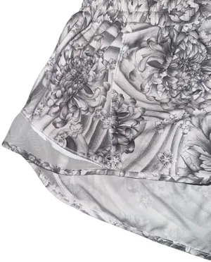 Lululemon Hotty Hot Shorts II 2.5" Mini Twine White Multi Size 10 Floral W7AIRR thumbnail 2