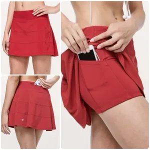 LULULEMON Pace Rival Mid-Rise Skirt Skort Vibrant Red Size 2 RARE EXCELLENT thumbnail 2