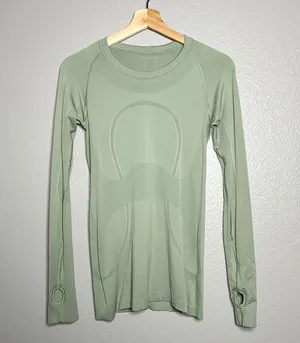 Lululemon Green Swiftly Tech Long Sleeve thumbnail 1