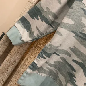 Old Navy Vintage Boyfriend Camo Tunic Sweatshirt thumbnail 3
