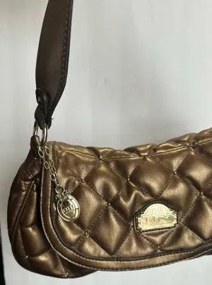Y2K City UNLTD Quilted Gold Metallic Purse thumbnail 5