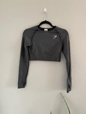 Gymshark Vital Seamless 2.0 Long Sleeve Gray Crop Top thumbnail 2