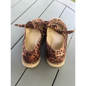 Jessica Simpson Lyra Leopard Print Espadrilles Shoes Flat Women’s Size 7.5 M thumbnail 4