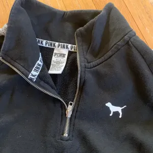 Black VS quarter zip size S thumbnail 4
