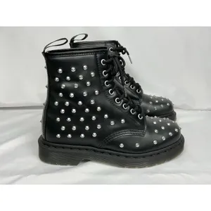Dr. Martens 1460 Stud Combat Boots Black Wanama Leather 8-Eye Lace Up Ladies 7 thumbnail 3