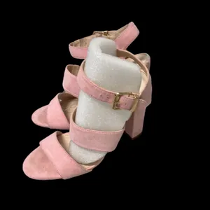Forever 21 Pink Suede Leather Strappy Sandals Heels Sz 7.5 Worn Once! thumbnail 5