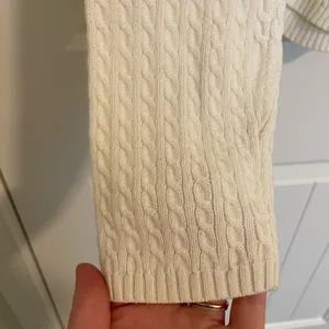 EUC Tommy Hilfiger women’s cable knit cream turtleneck thick warm‎ sweater large thumbnail 3