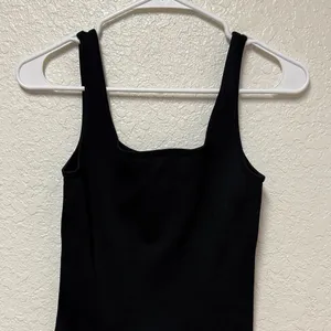 OQQ Black Ribbed Sleeveless Romper Bodysuit Size Medium thumbnail 5
