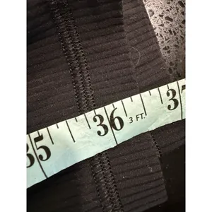 Lululemon Align Ribbed High-Rise Pant 28" size 6 Black‎ Flaws thumbnail 7