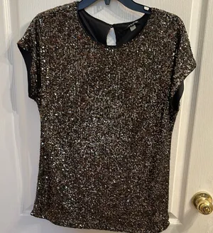 Cable & Gauge Black and Gold Sequin Top thumbnail 1