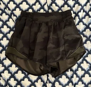Lululemon Hotty Hot Shorts thumbnail 1