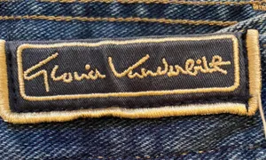 Gloria Vanderbilt 80 Vintage High Waisted Jeans thumbnail 3