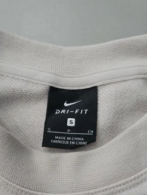 New Nike Women's Cream Crewneck Sweatshirt with Embossed Logo Size S thumbnail 7
