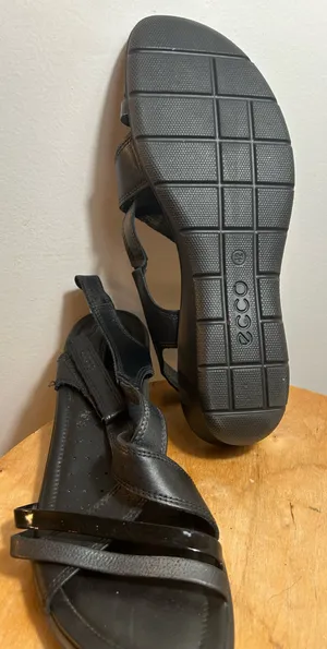 New women's sandals. Ecco brand. $40 thumbnail 3