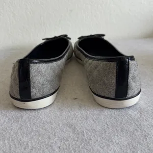 Tory Burch Skyler Grey Quilted Wool and Patent Leather Flats Size 10 thumbnail 5