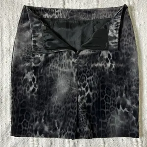 Karen Kane Crushed‎ Velvet Animal Print Fitted Skirt Size 6 Black Cheetah thumbnail 6