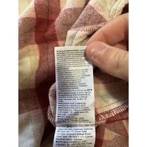 Old Navy The Boyfriend‎ Shirt Size Medium Plaid Long Sleeve Button Down Cotton thumbnail 10