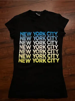 Black 'New York City' Gradient Graphic Tee Size XS thumbnail 1