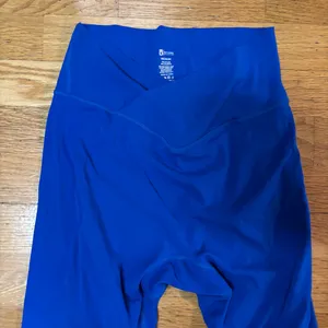 🥰SOLD🥰Buffbunny Blue Cross Front Yoga Running Gym Outdoor Activewear Leggings M thumbnail 2