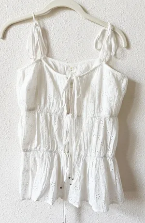 Pilyq Stacey Tiered Top White Size XS / Small Eyelet Neutral Bohemian Vacation thumbnail 1