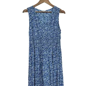 Rails V Neck Blue Ditsy Floral Smocked Midi Dress Delicate Feminine Lightweight thumbnail 2
