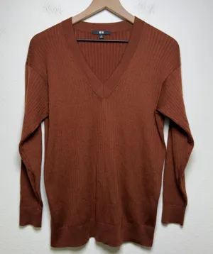 Uniqlo Women‎ Wool Knit Sweater Medium Brown Ribbed Minimalist Academia Preppy thumbnail 1