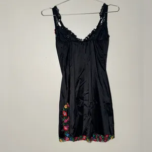 Vintage Victorias secret black embroidered floral and lace slip thumbnail 2