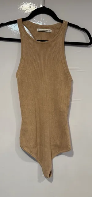 Brown ribbed Abercrombie and Fitch‎ bodysuit thumbnail 1