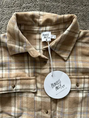 NWT Princess Polly Button Up Shirt  thumbnail 3