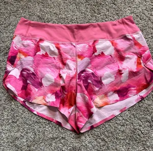 Athleta Run With It Shorts size large thumbnail 1