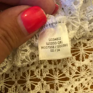 Victoria’s Secret white lace top size small thumbnail 4