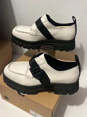 UGG Ashton Shoe White casual classic stylish chic combat spring comfy winter thumbnail 1