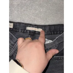 Levis‎ Premium 70s High Flare Jean Women 27x30 Black Washed Denim Big E ** thumbnail 4