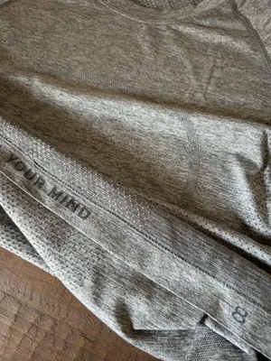 Lululemon Swiftly Tech Short Sleeve Crew *Sparkle 8 thumbnail 4