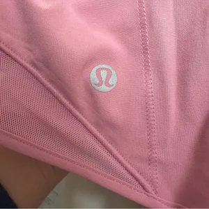 Lululemon Hotty Hot Low-Rise Lined Short 2.5" Pink Frosting Size 10 thumbnail 7