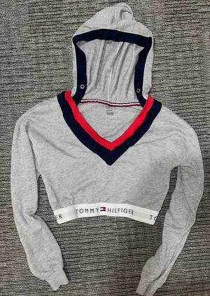 Tommy Hilfiger Gray Cropped Hoodie thumbnail 2