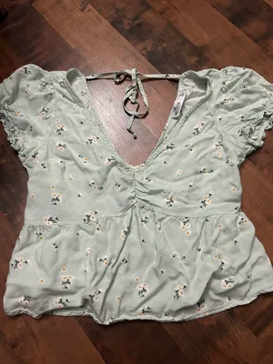 Hollister Blouse thumbnail 1