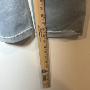 Denizen for Levi’s Women’s Mid-Rise Boyfriend Light Wash Distressed Jeans Sz 18 thumbnail 5